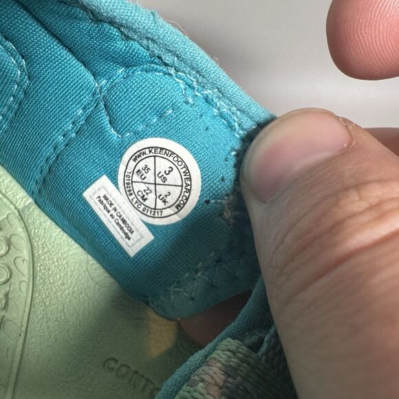 Keen Clearwater CNX Sandal Kids' 3 Teal Beach Water Summer Closed Toe - Picture 6 of 6